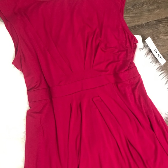DKNYC fuchsia stretch pleated dress - Picture 2 of 7